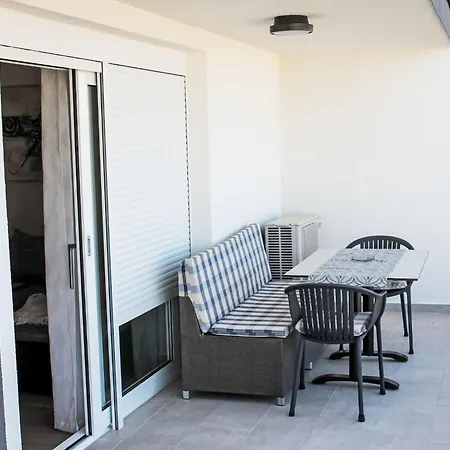 Apartment Silvia-4 By Interhome